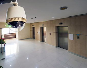 caméra vidéosurveillance ascenceurs