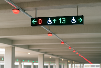 guidage place intérieur parking