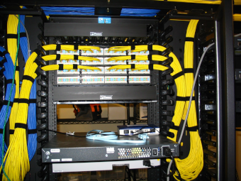 cablage baie informatique